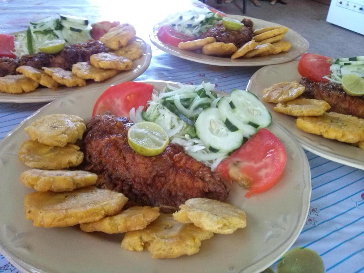 San Blas Islands - Private Cabin Over-The-Ocean Including Meals Mandinga Número Uno Eksteriør billede